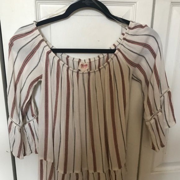 women’s off the shoulder summer shirt - Picture 3 of 4